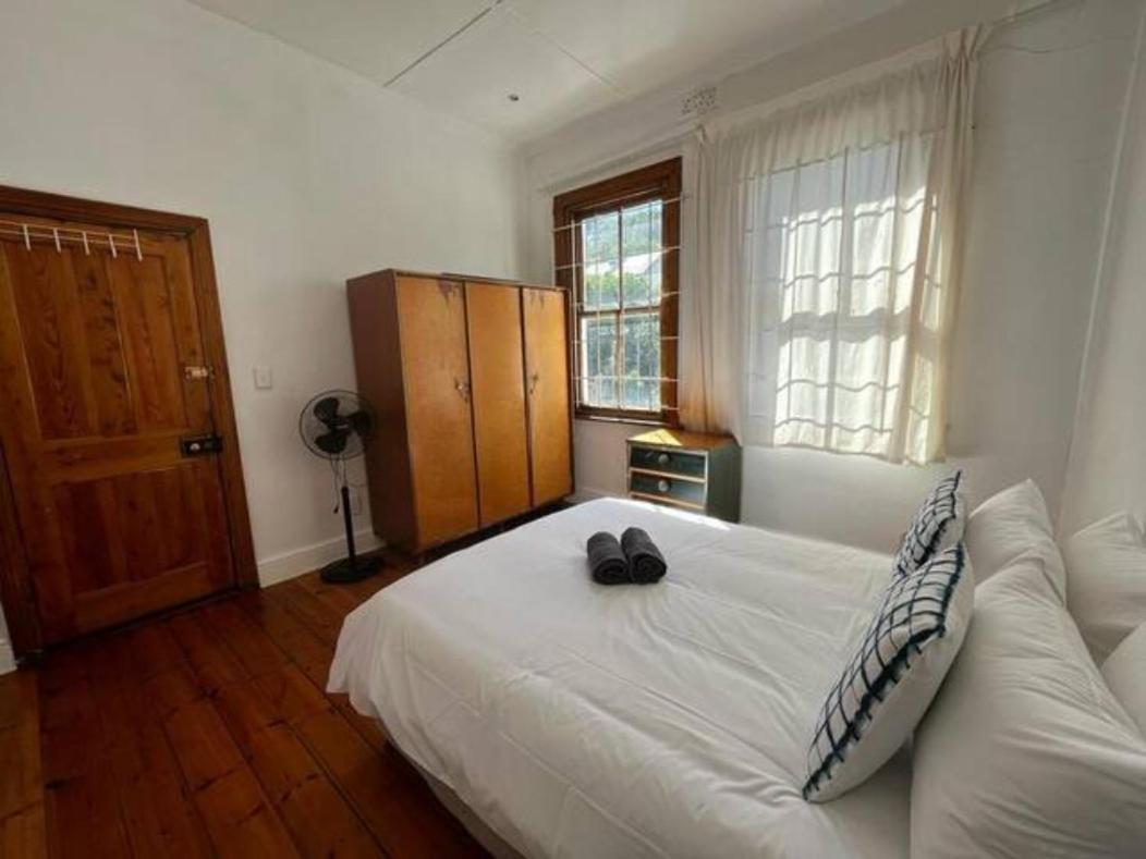 Bo Kaap: 5 Bedroom Guest house